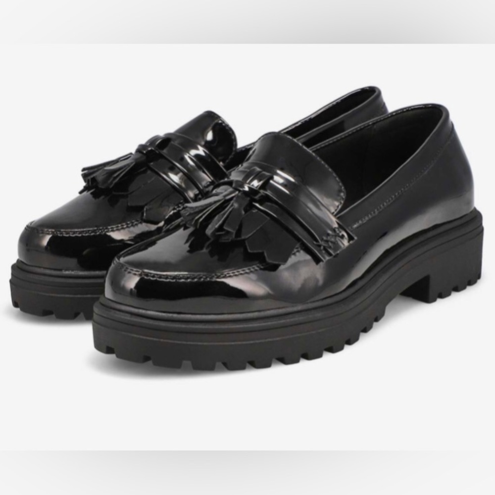 Black Faux Leather Loafers with Tassel